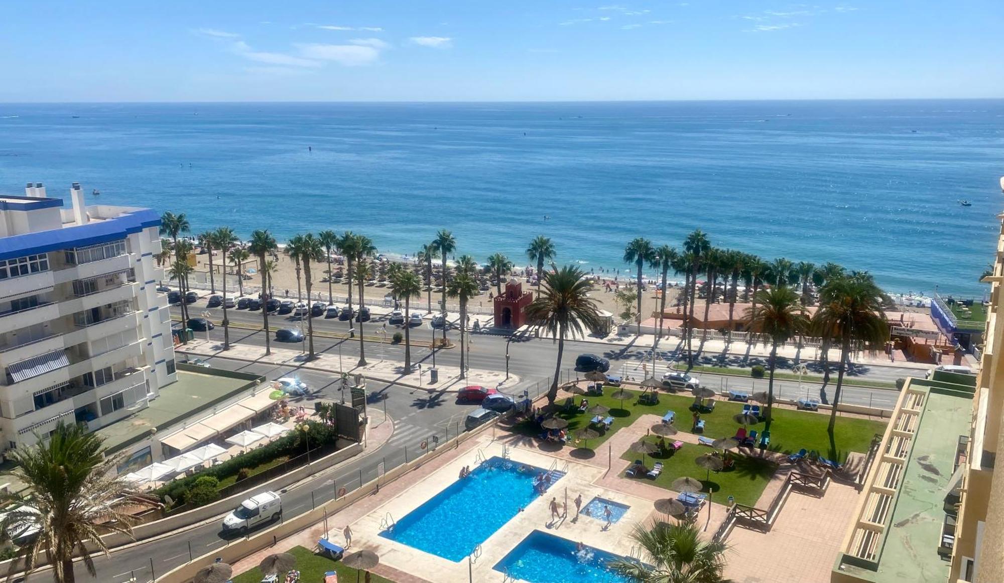 Apartamento Benalmadena Playa Apartment Exterior photo